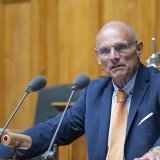 Le conseiller national Alfred Heer (UDC/ZH) est candidat pour présider la CEP sur Credit Suisse (archives).